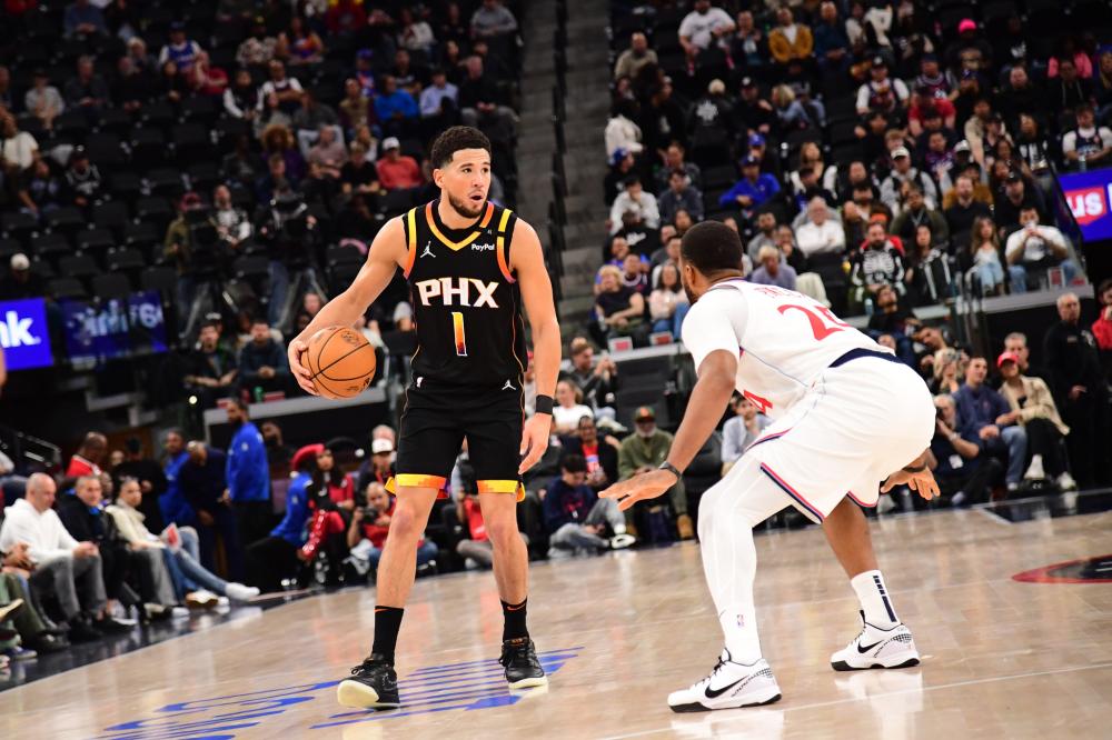 赛后在更衣 赛后在更衣