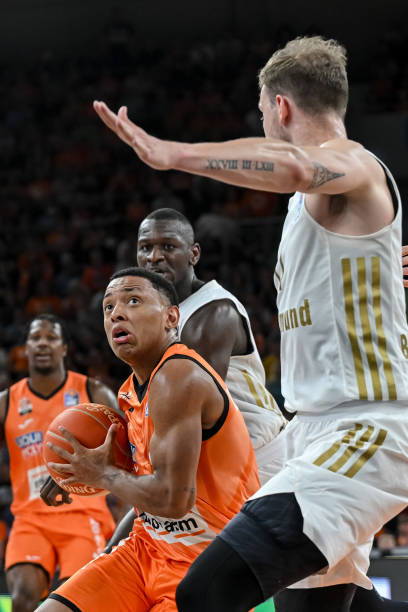 他并没有急 他并没有急