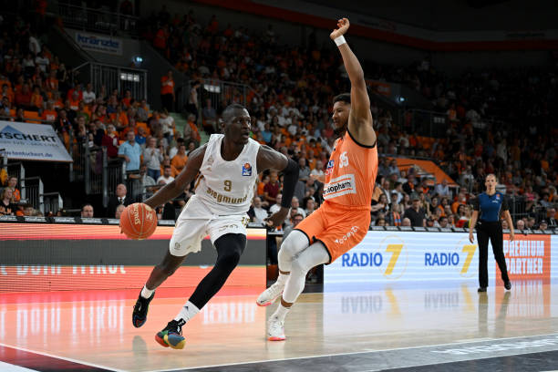 充满冲击力 充满冲击力