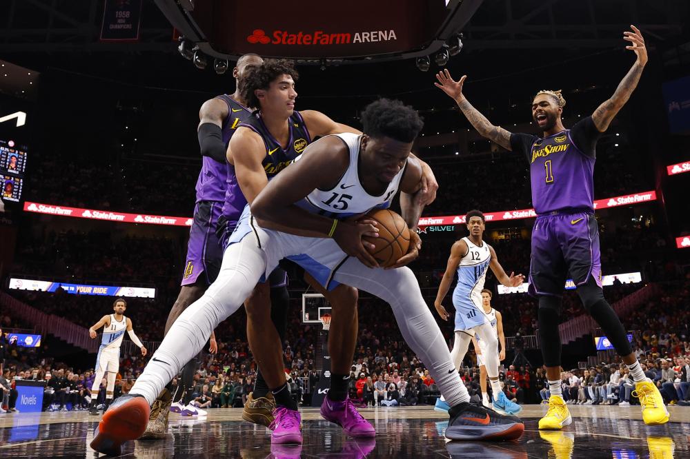 动日益频繁 动日益频繁